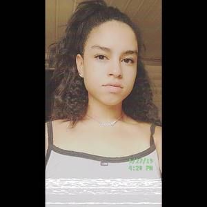 Meet your Posher, Kadeza